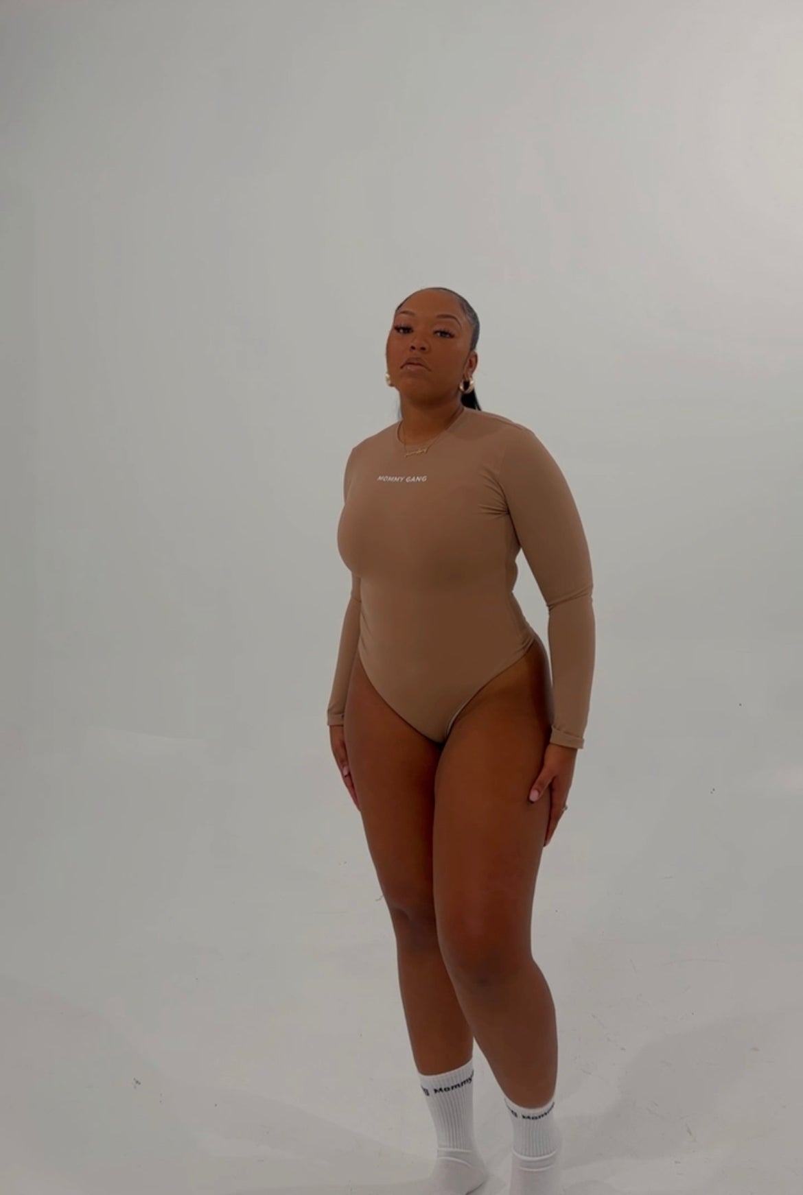 Beige Mama