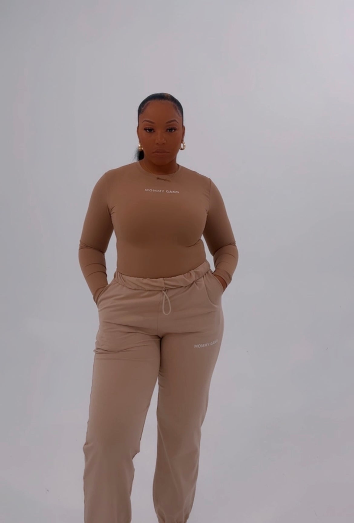Beige Mama