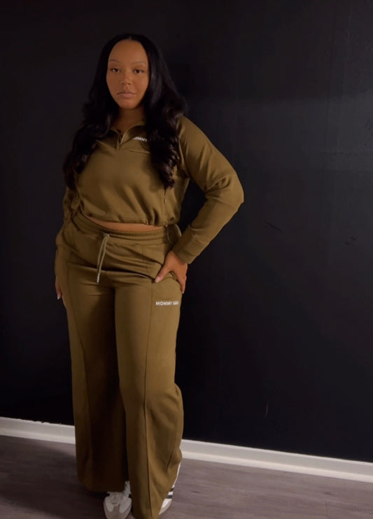 PTA Mom Set
